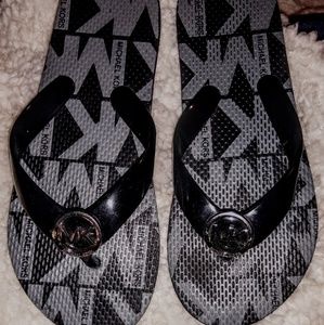 MK  flip flops